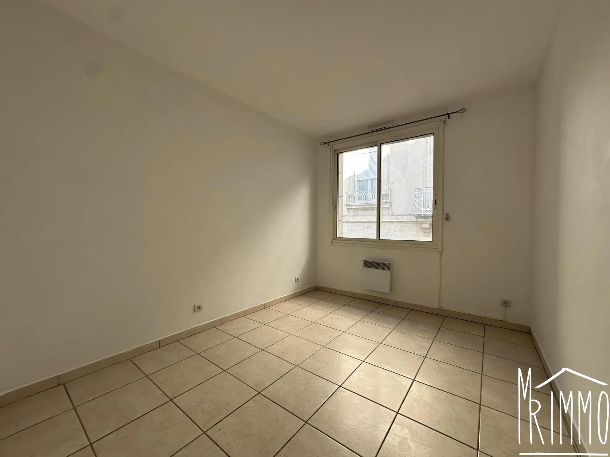Appartement T4 de 97 m² à vendre au centre de Montpellier avec parking privé 