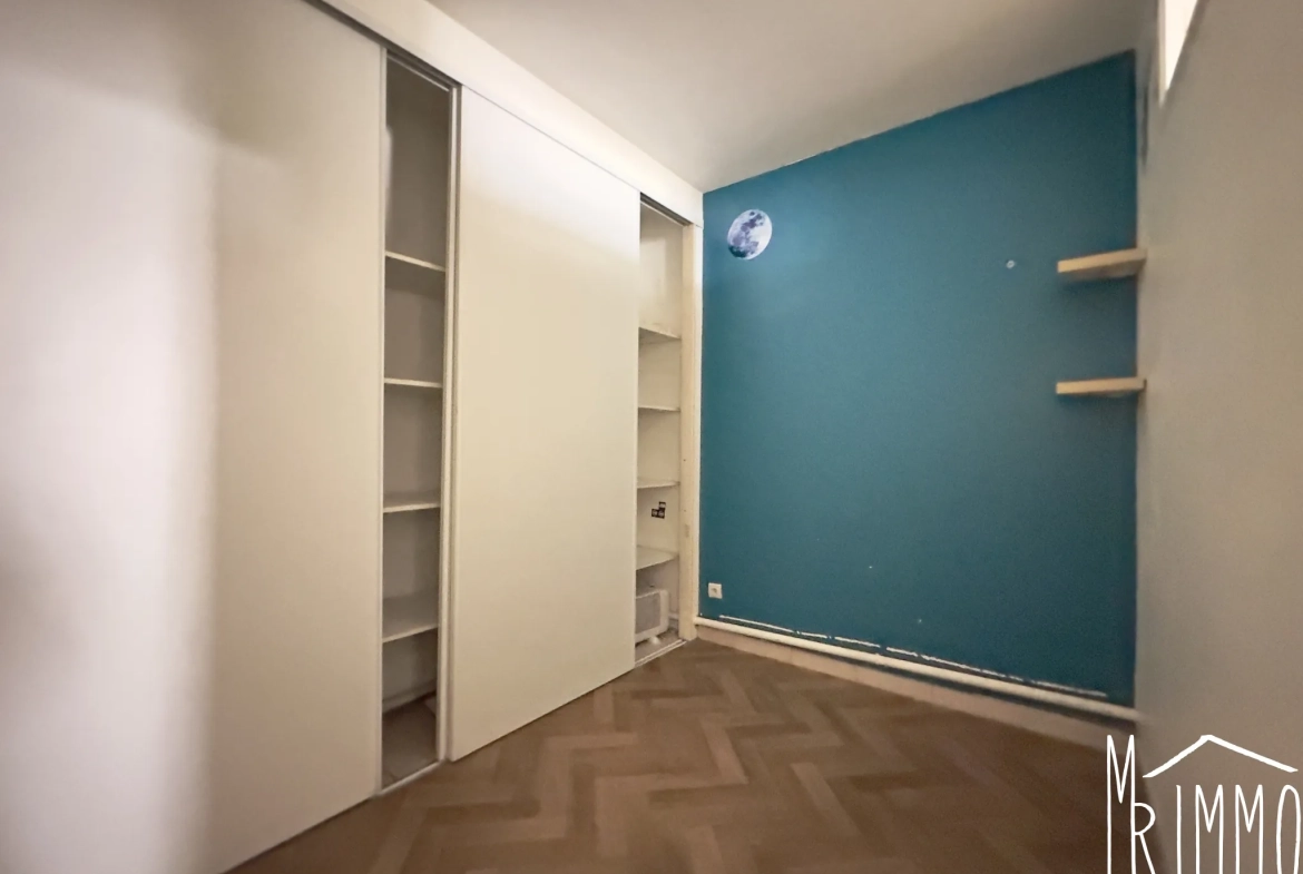 Appartement T4 de 97 m² à vendre au centre de Montpellier avec parking privé 