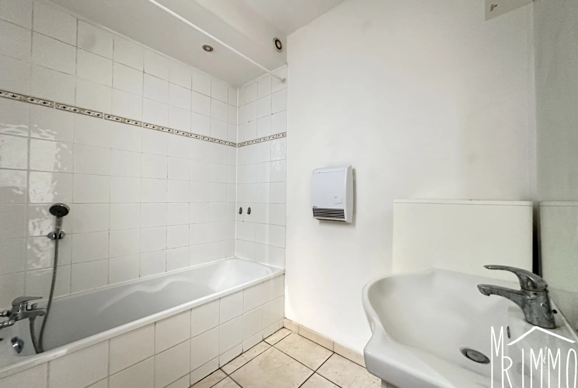Appartement T4 de 97 m² à vendre au centre de Montpellier avec parking privé 