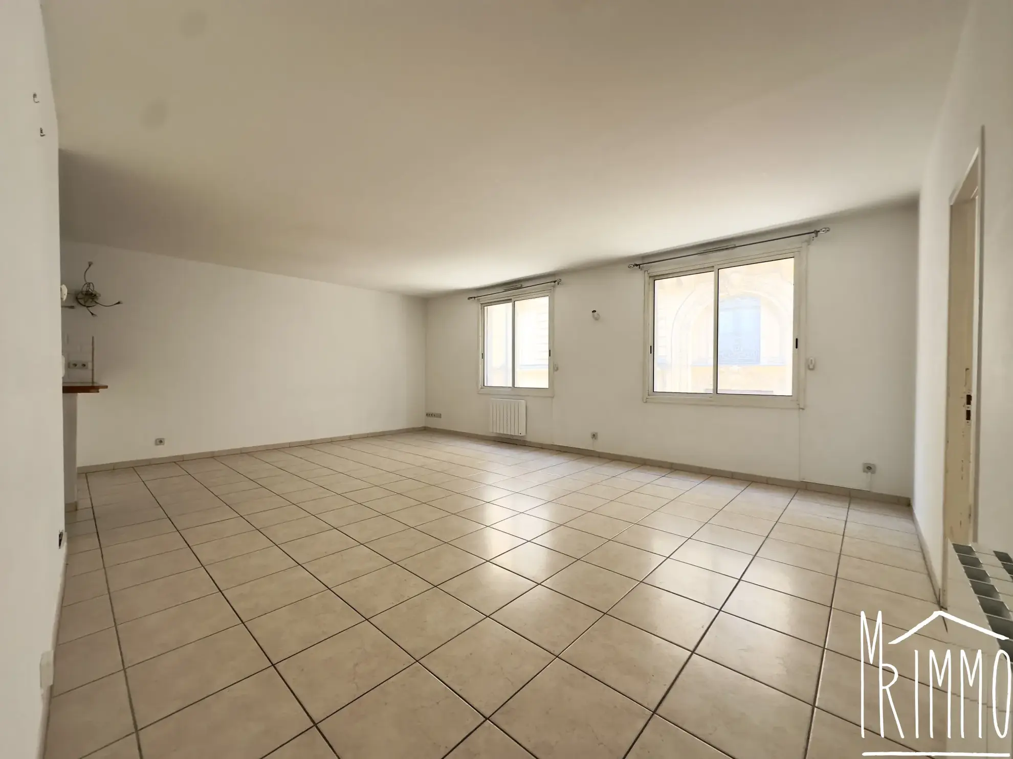 Appartement T4 de 97 m² à vendre au centre de Montpellier avec parking privé 