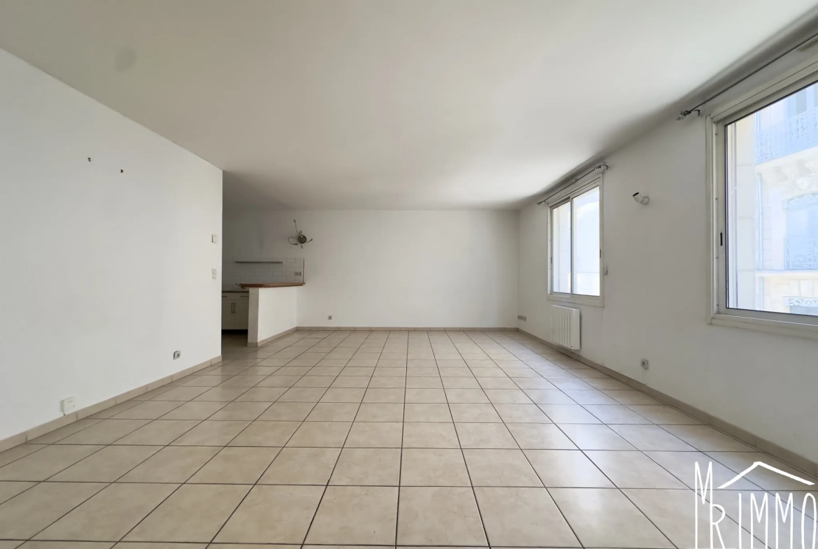 Appartement T4 de 97 m² à vendre au centre de Montpellier avec parking privé 