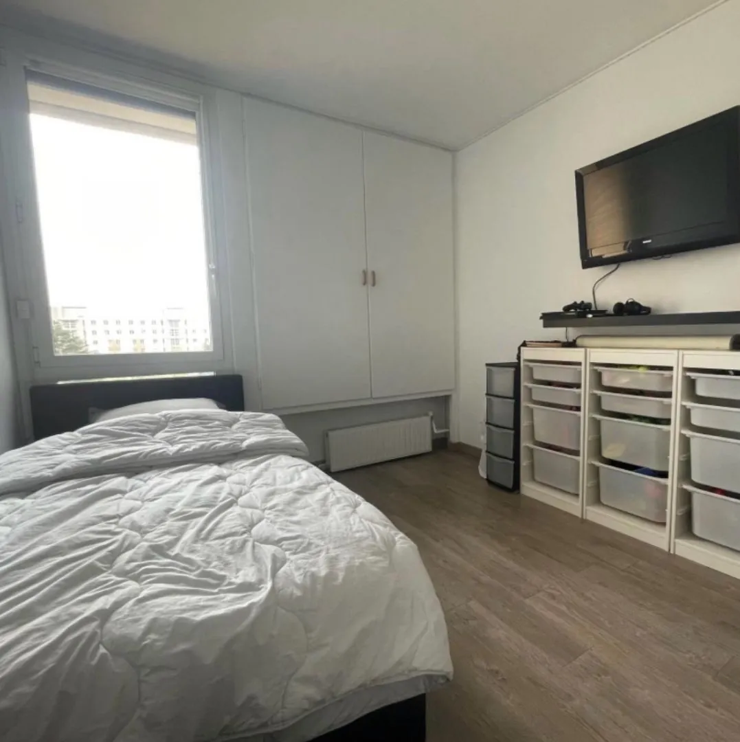 Appartement T3 avec balcon à Elancourt – Résidence Les Nouveaux Horizons 
