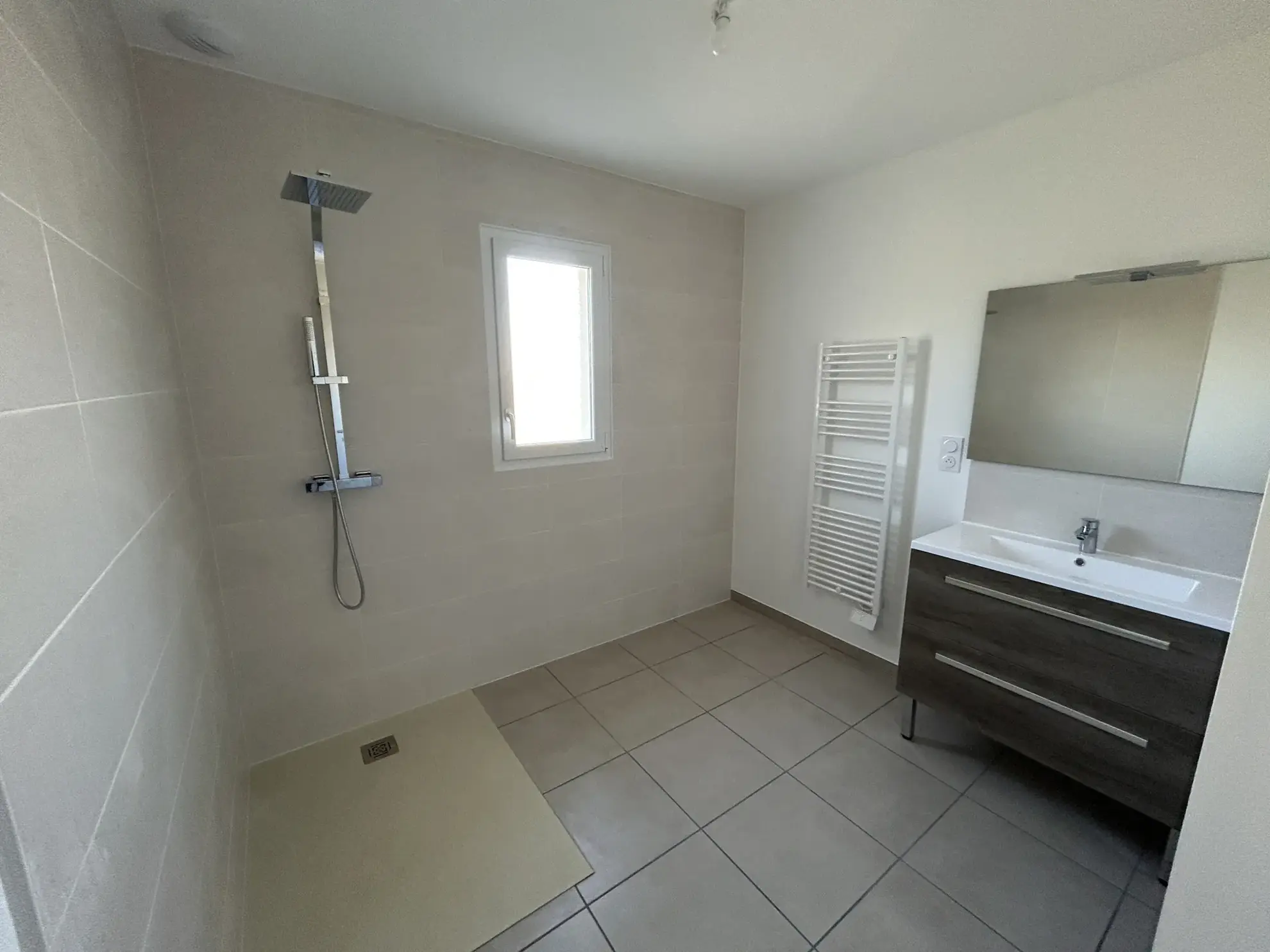 Maison neuve avec vue dégagée à Seilhac, Corrèze – 3 chambres, garage, accessible PMR 