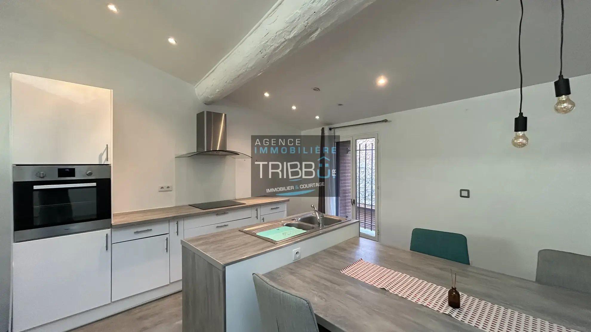 Charmante maison de village rénovée de 114 m² à Baixas, 2 chambres 