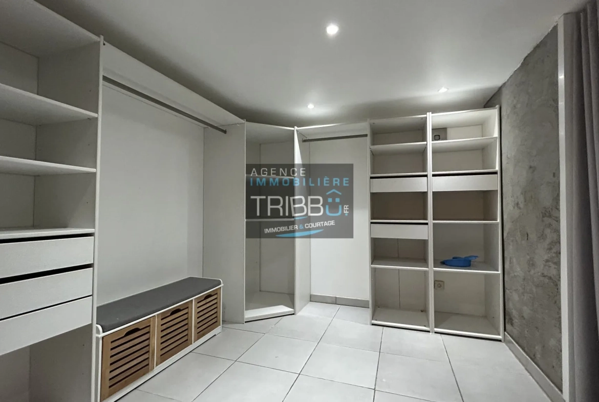 Charmante maison de village rénovée de 114 m² à Baixas, 2 chambres 