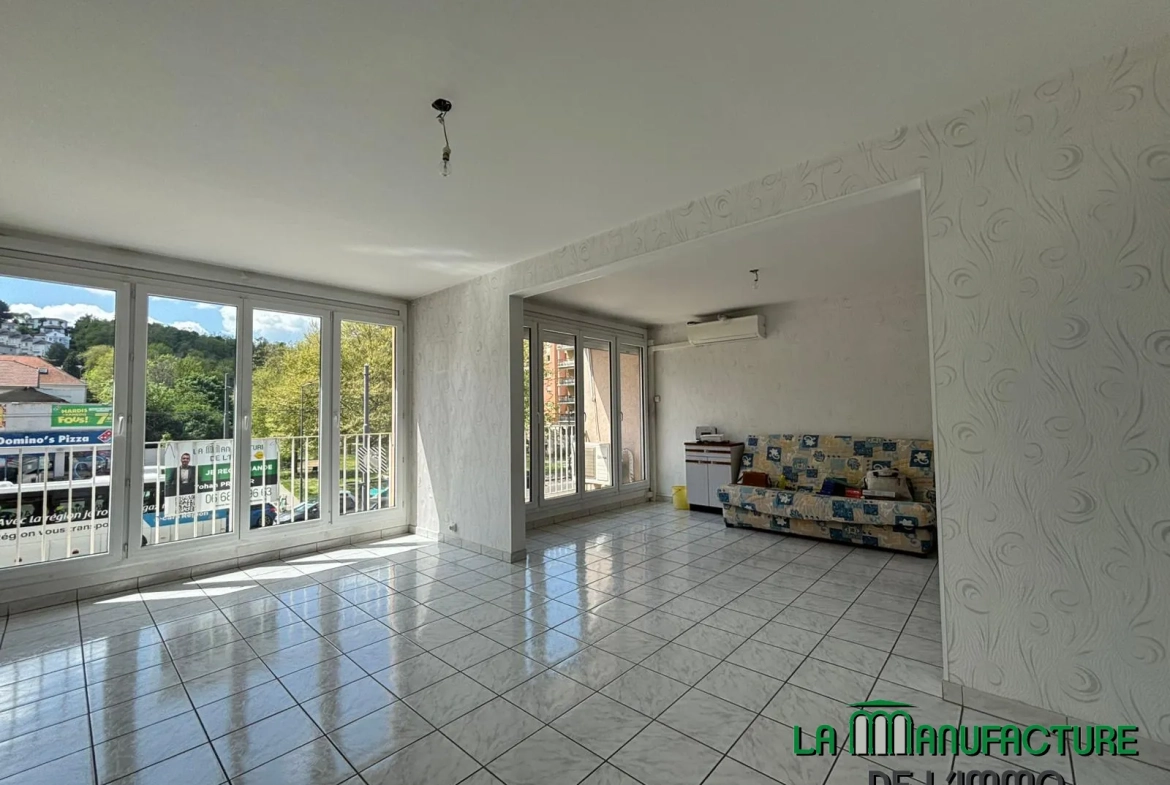 Appartement F3 traversant à Saint-Étienne secteur Bergson 