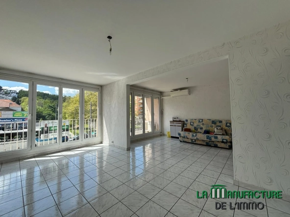 Appartement F3 traversant à Saint-Étienne secteur Bergson