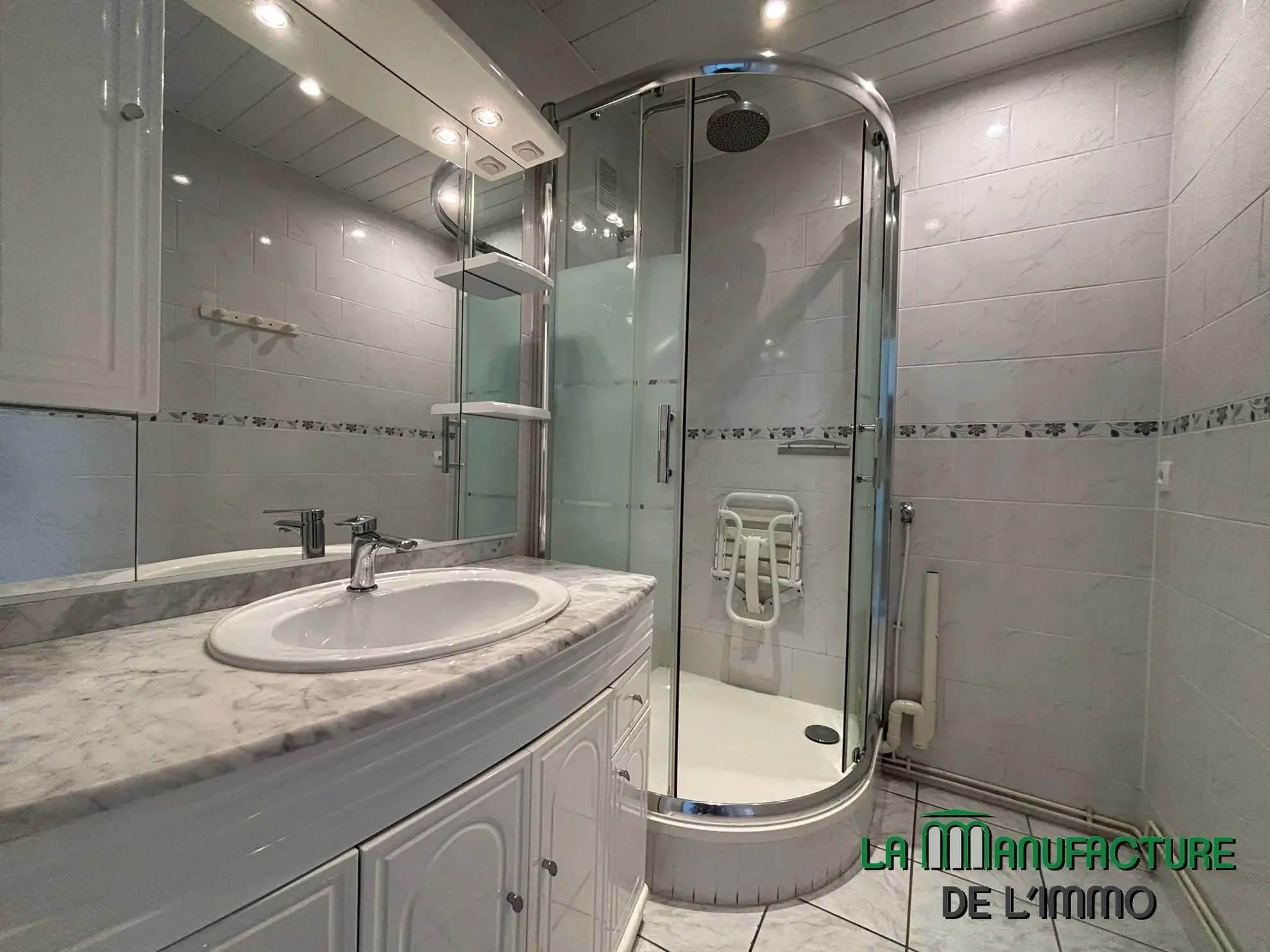 Appartement F3 traversant à Saint-Étienne secteur Bergson 