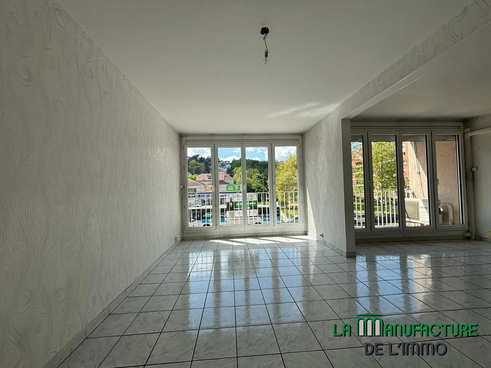 Appartement F3 traversant à Saint-Étienne secteur Bergson 