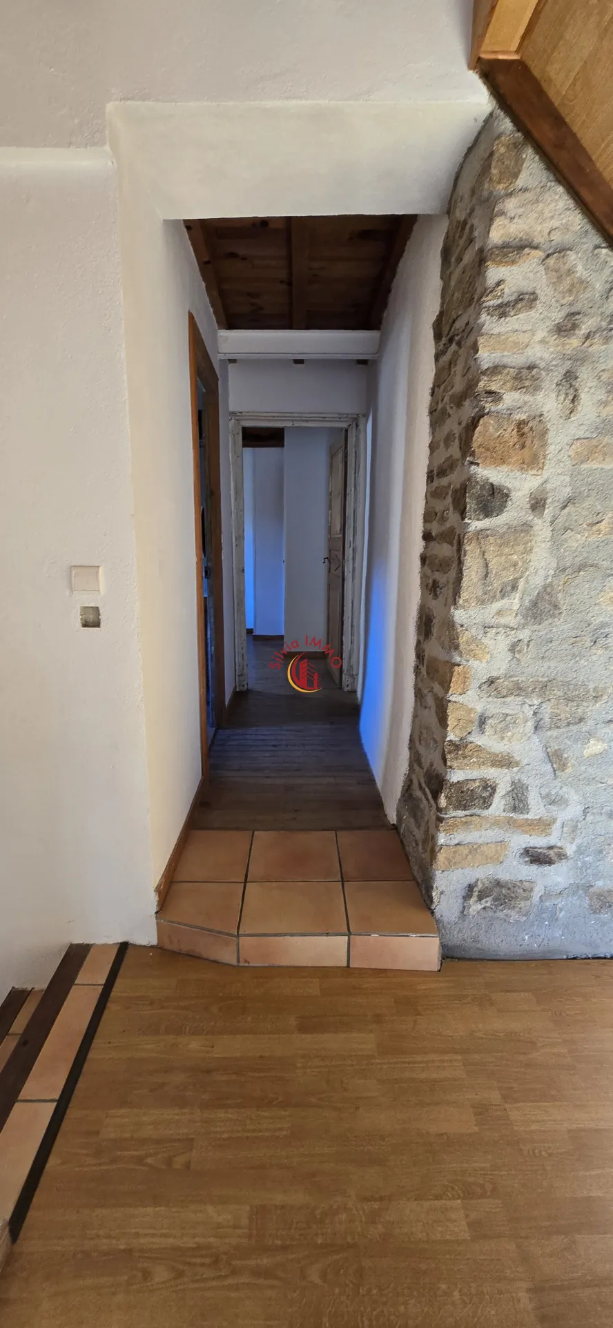 Maison de village à rafraîchir à Cassagnes - Opportunité à saisir 