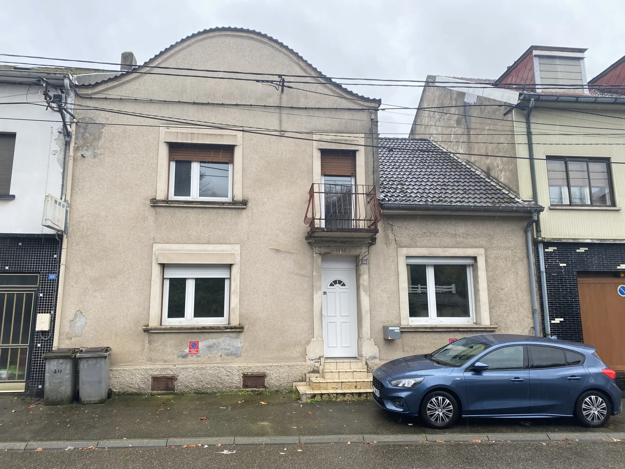 Maison F6 avec terrasse et dépendance à Creutzwald, 149 m², terrain 325 m² 