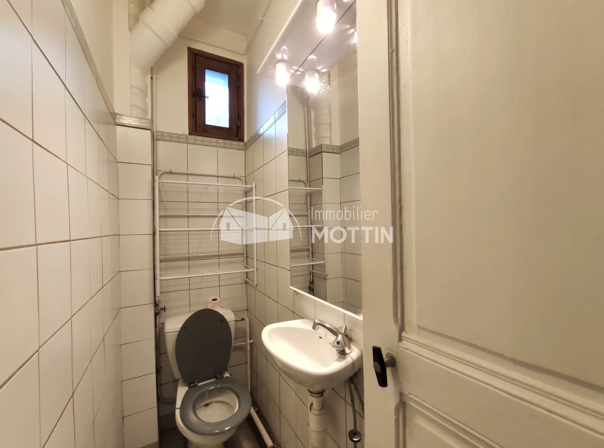 Appartement F2 de 30 m² à Ivry-sur-Seine proche transports et jardin 