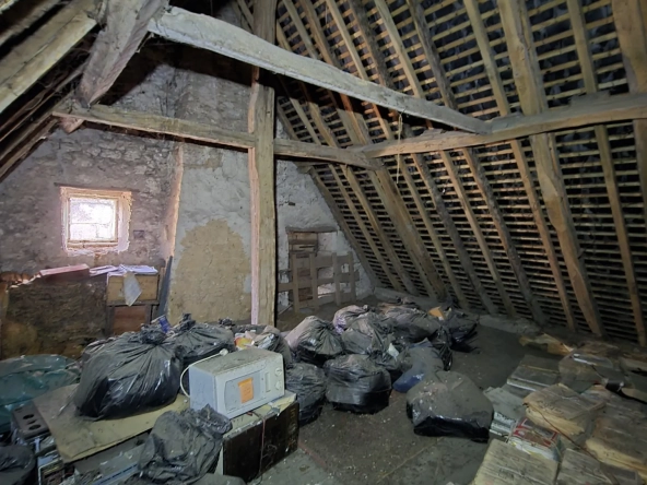 Maison familiale avec jardin, garage et 4 chambres à Saint-Germain-d'Arce 