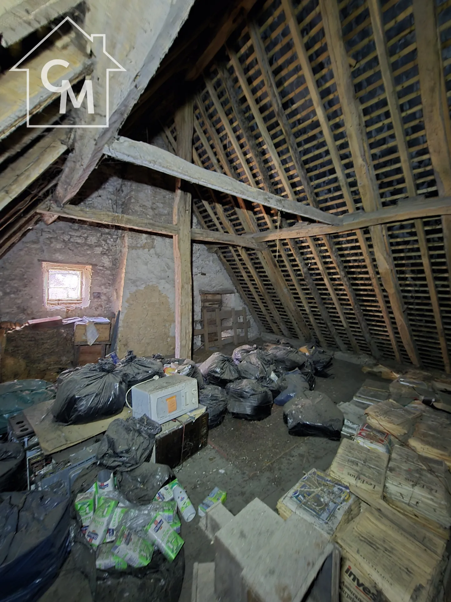 Maison familiale avec jardin, garage et 4 chambres à Saint-Germain-d'Arce 