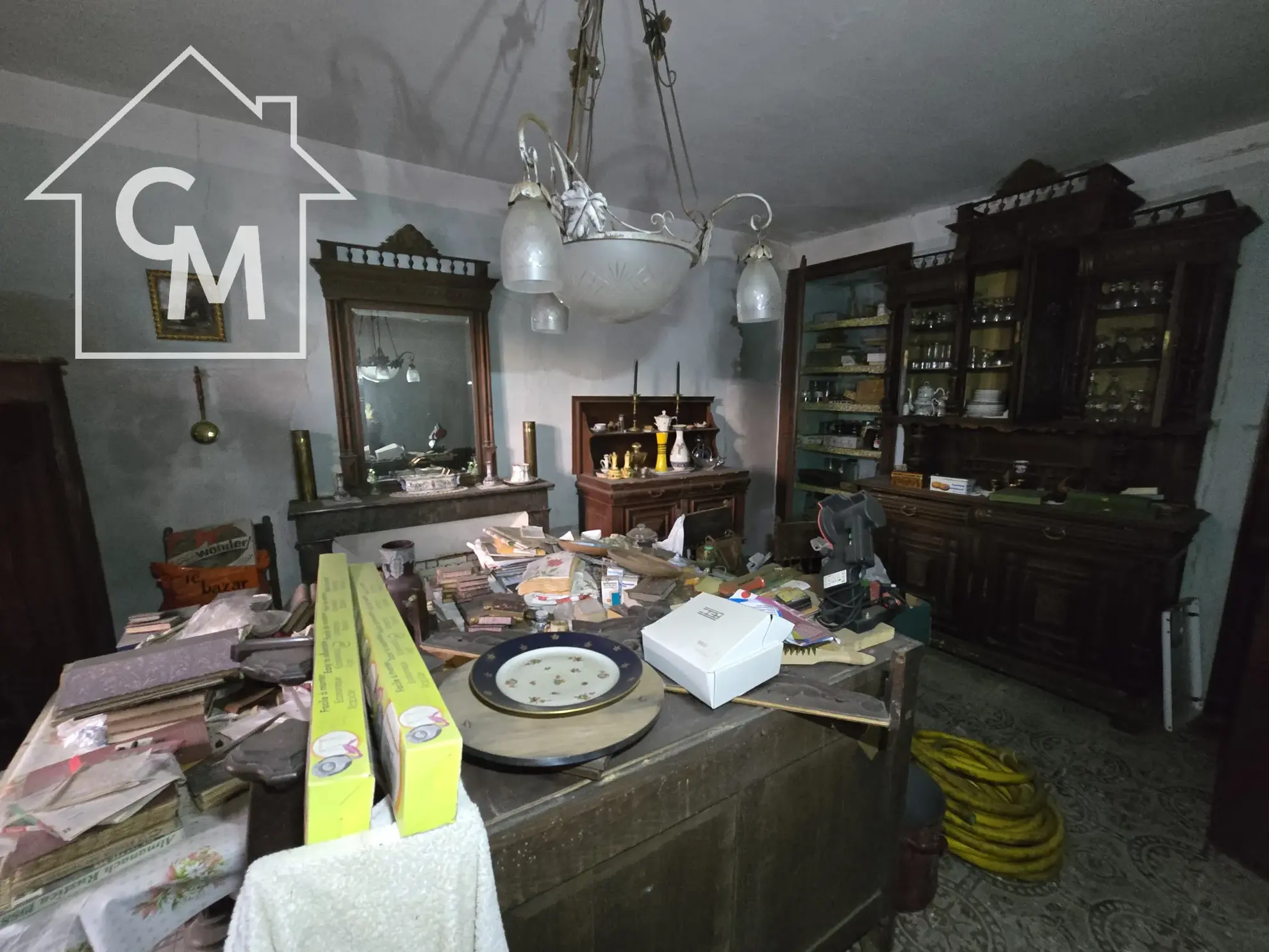 Maison familiale avec jardin, garage et 4 chambres à Saint-Germain-d'Arce 