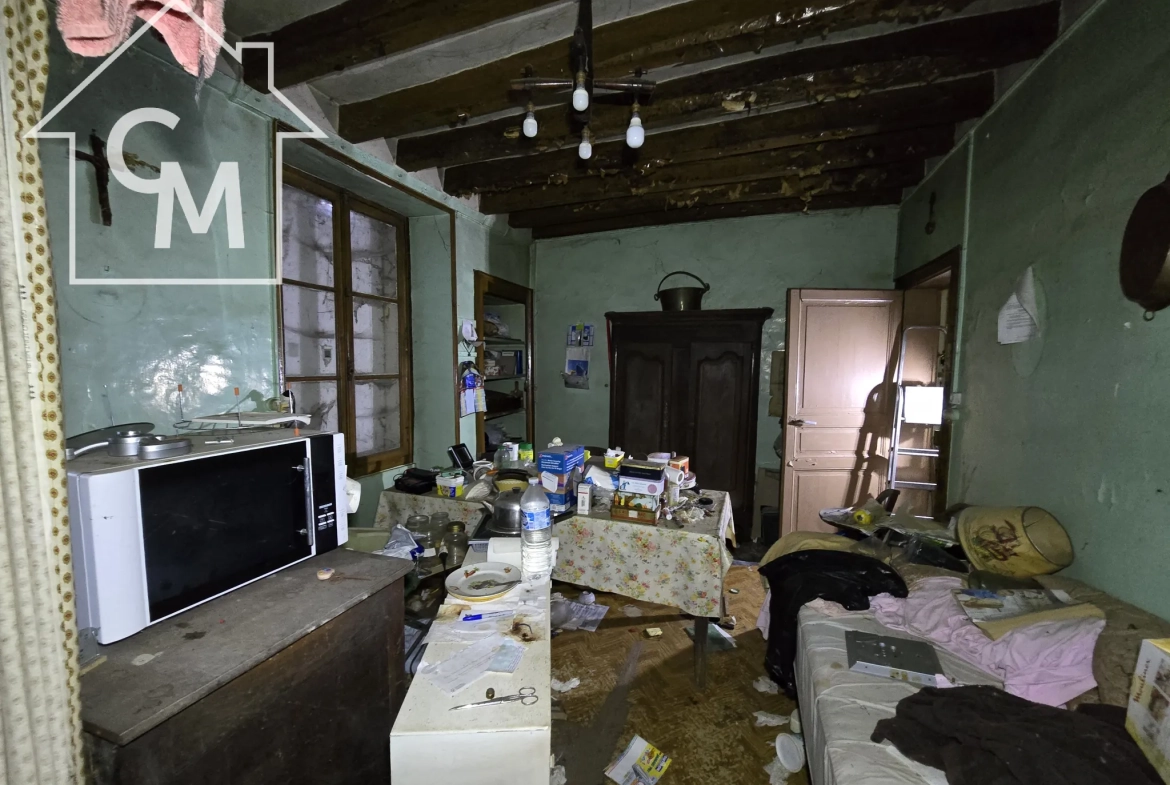Maison familiale avec jardin, garage et 4 chambres à Saint-Germain-d'Arce 