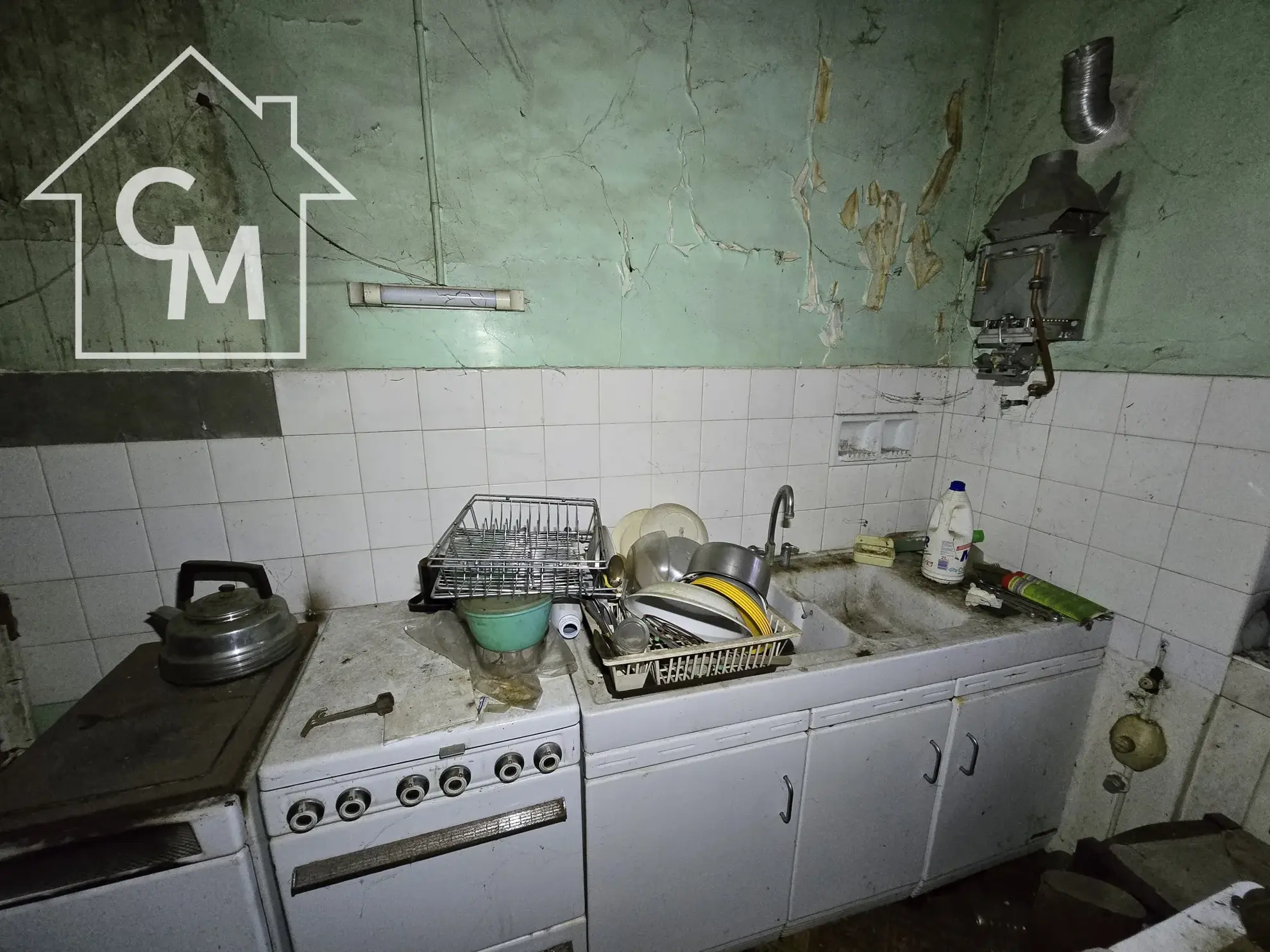 Maison familiale avec jardin, garage et 4 chambres à Saint-Germain-d'Arce 