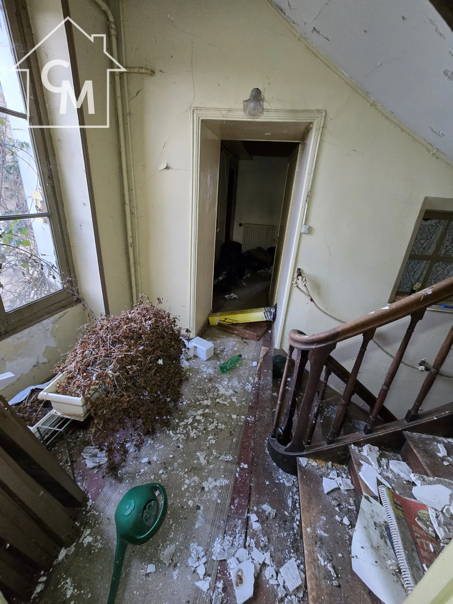 Maison familiale avec jardin, garage et 4 chambres à Saint-Germain-d'Arce 