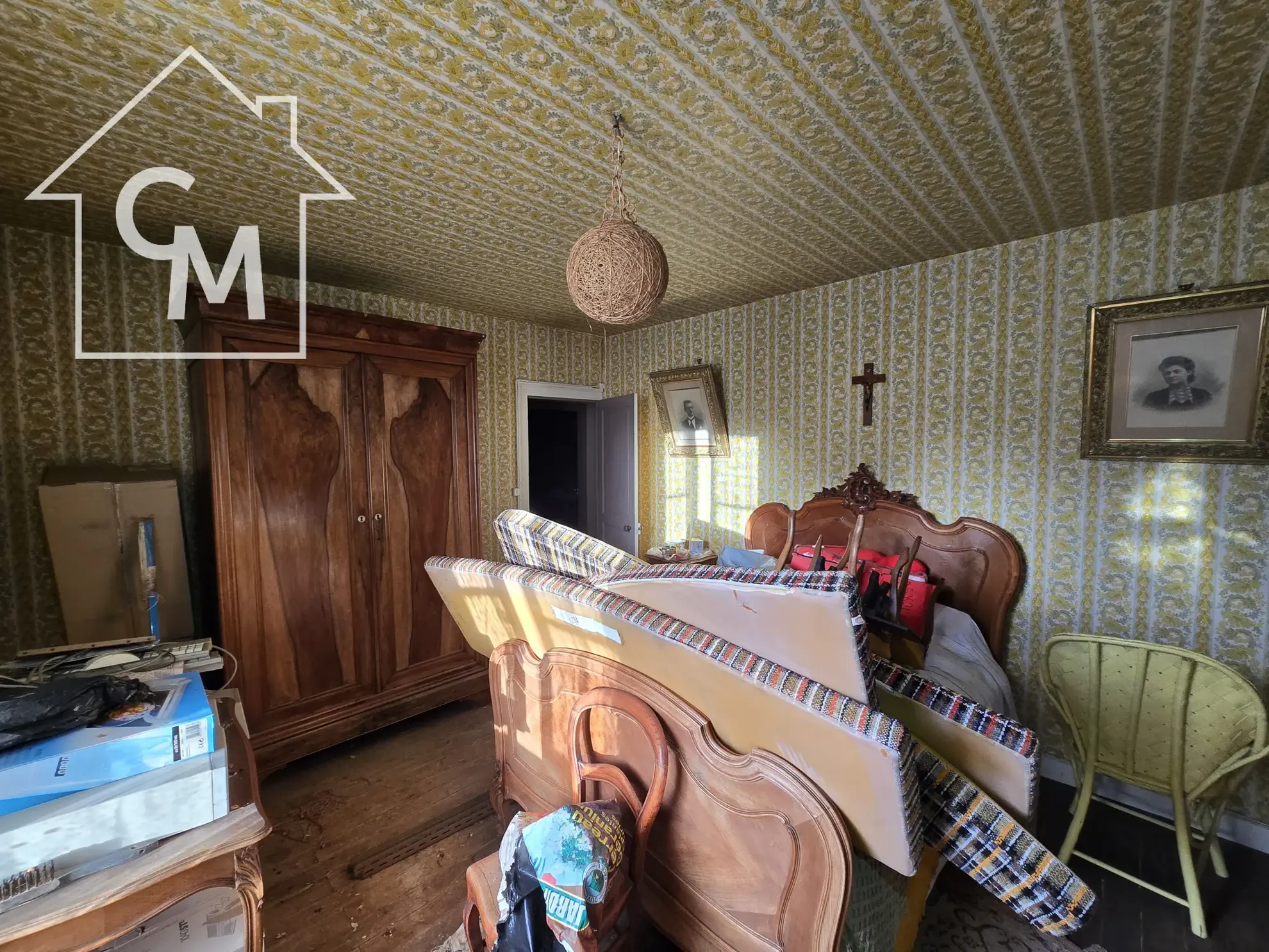 Maison familiale avec jardin, garage et 4 chambres à Saint-Germain-d'Arce 