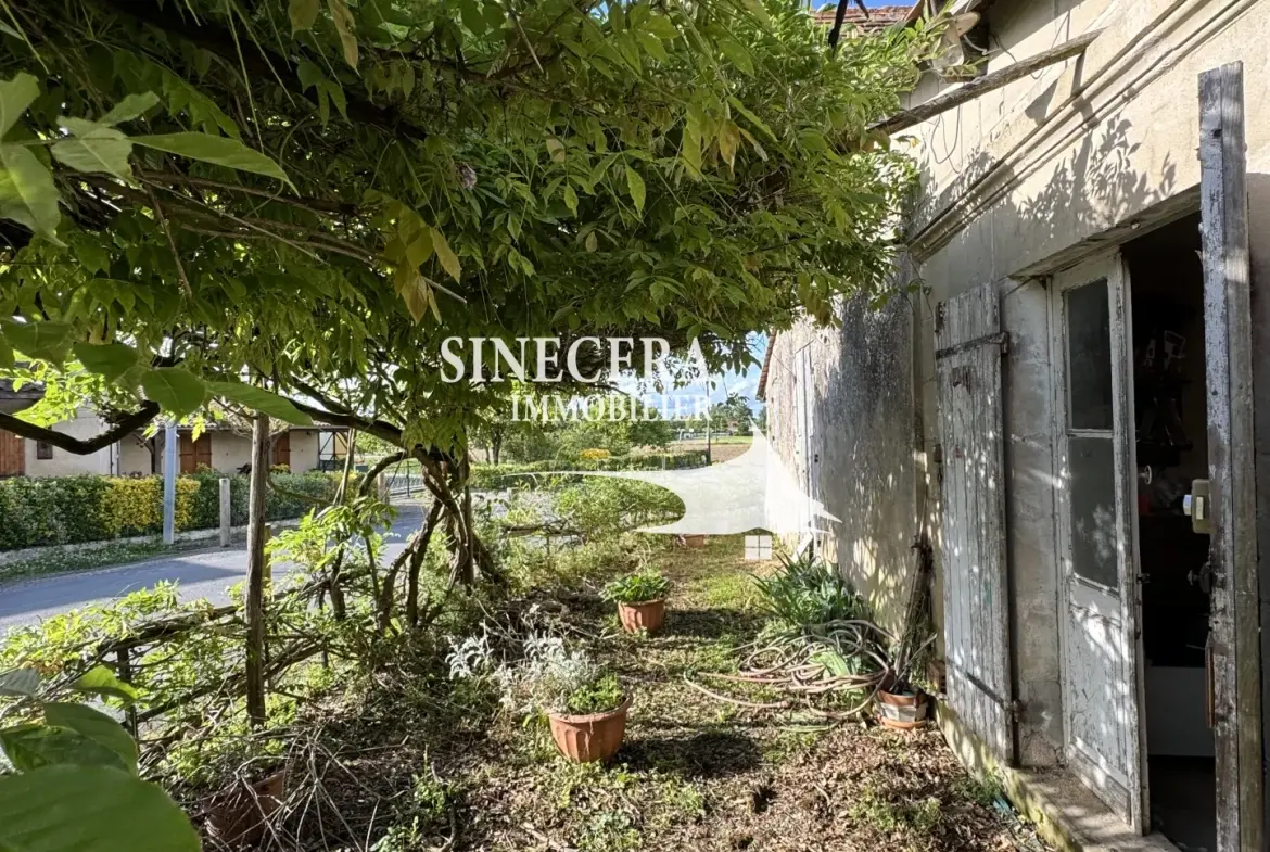 Maison ancienne à restaurer de 113 m² à Lamonzie Saint Martin, idéal investissement ou résidence 