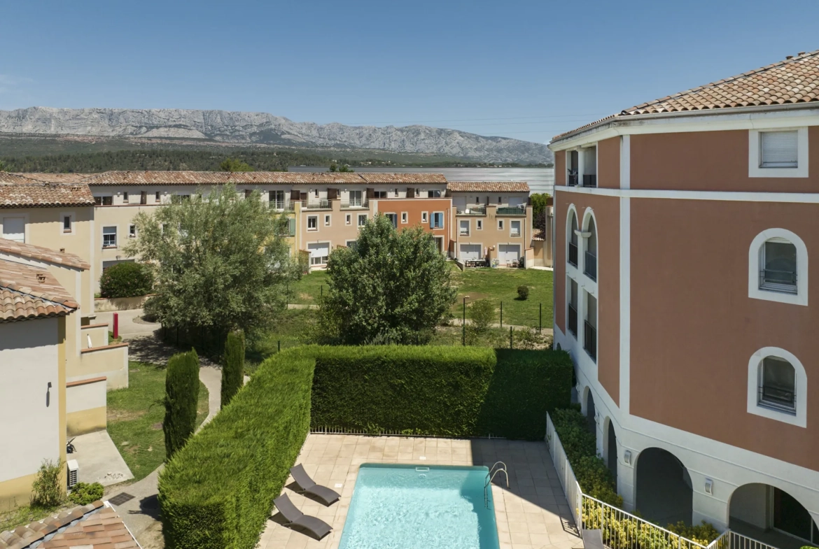 Investissement locatif à Rousset – Appartement 24,37 m² avec terrasse et parking 