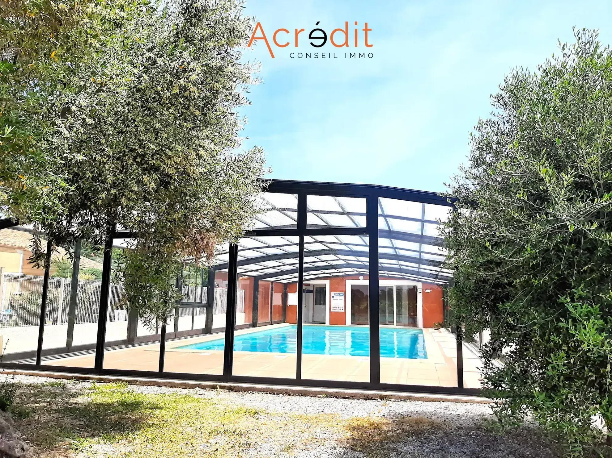 Pavillon T3 à Béziers avec piscine, terrasse et parking en résidence sécurisée 