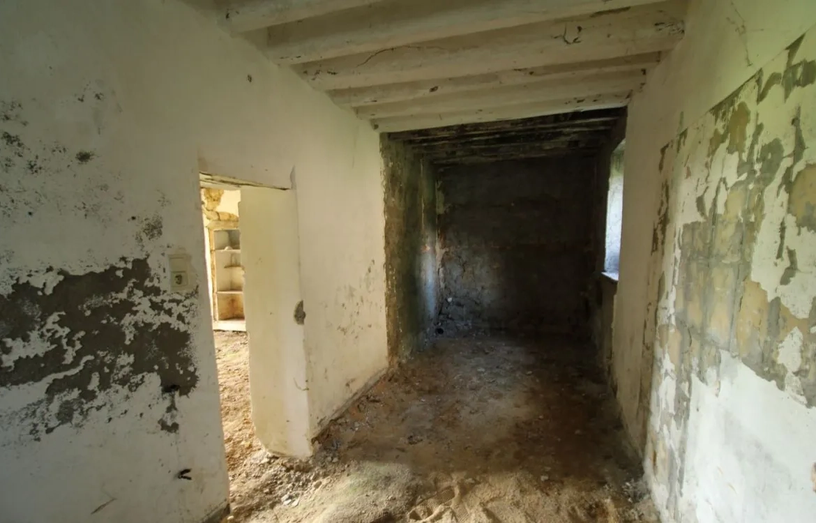 Maison à rénover de 101,25 m² à Saint Calais du Desert 