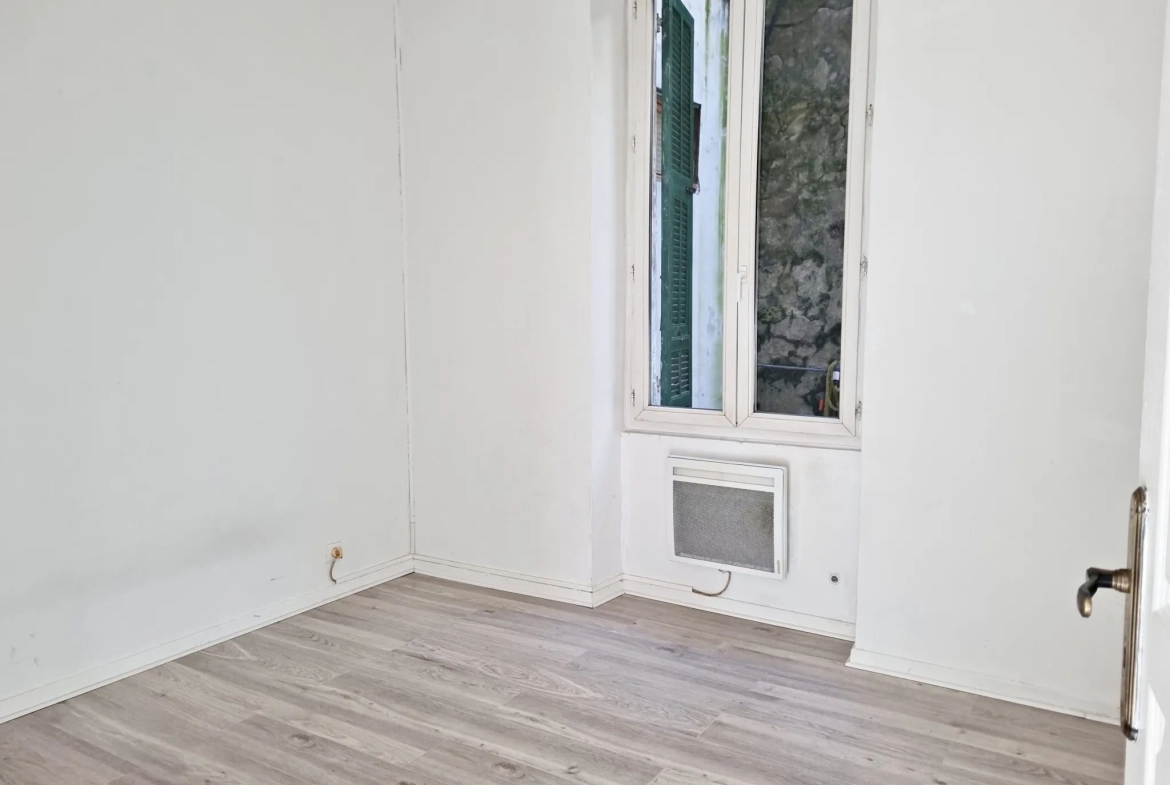 Appartement lumineux de 55 m² à Lantosque avec vue montagne 