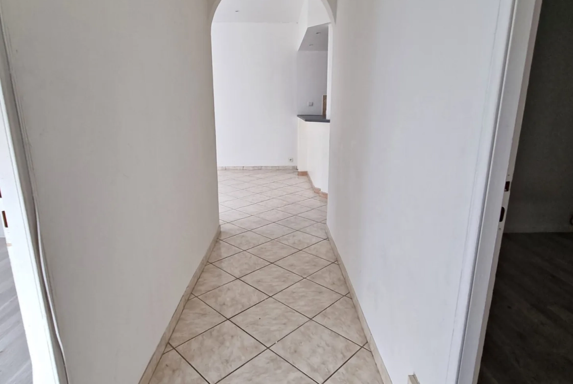 Appartement lumineux de 55 m² à Lantosque avec vue montagne 
