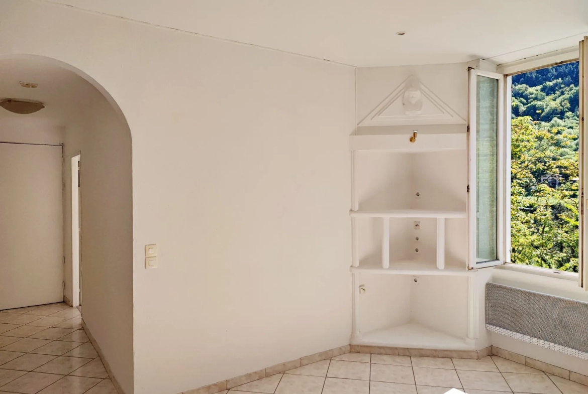 Appartement lumineux de 55 m² à Lantosque avec vue montagne 