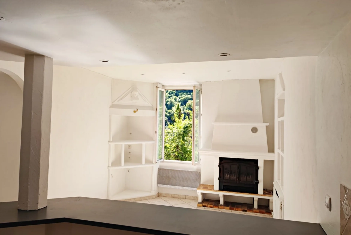 Appartement lumineux de 55 m² à Lantosque avec vue montagne 