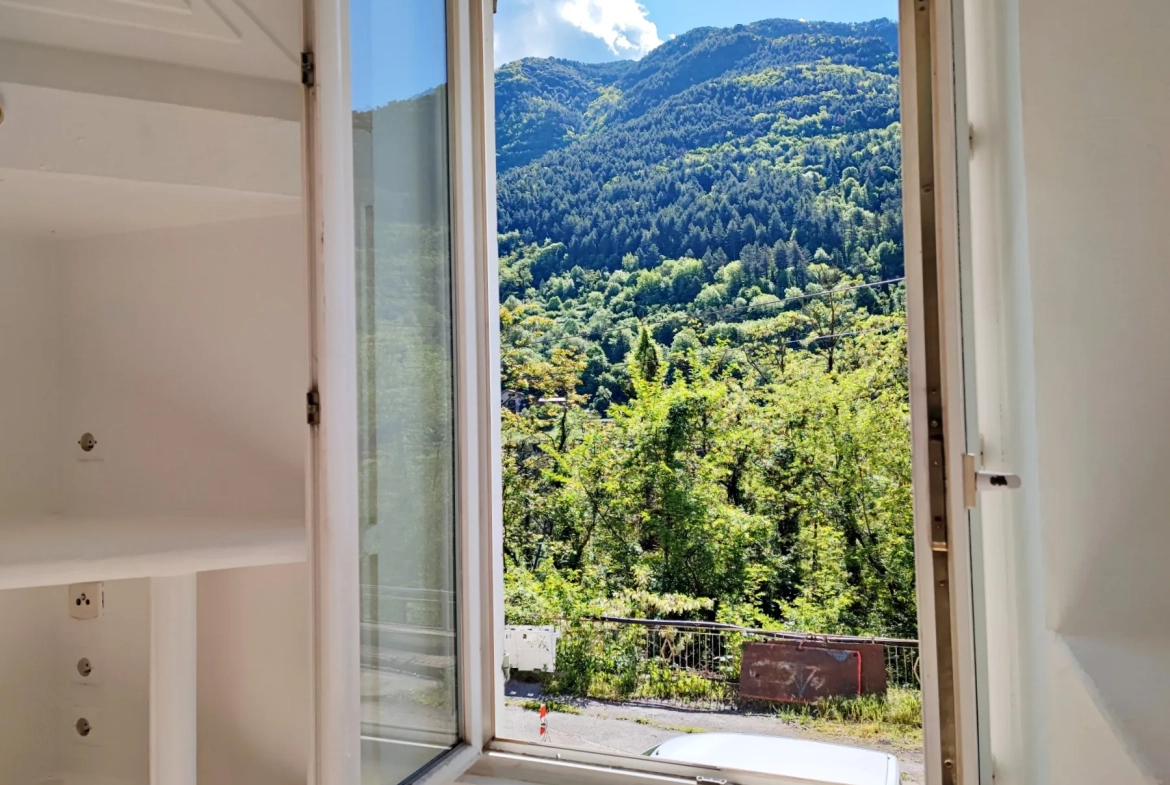 Appartement lumineux de 55 m² à Lantosque avec vue montagne 