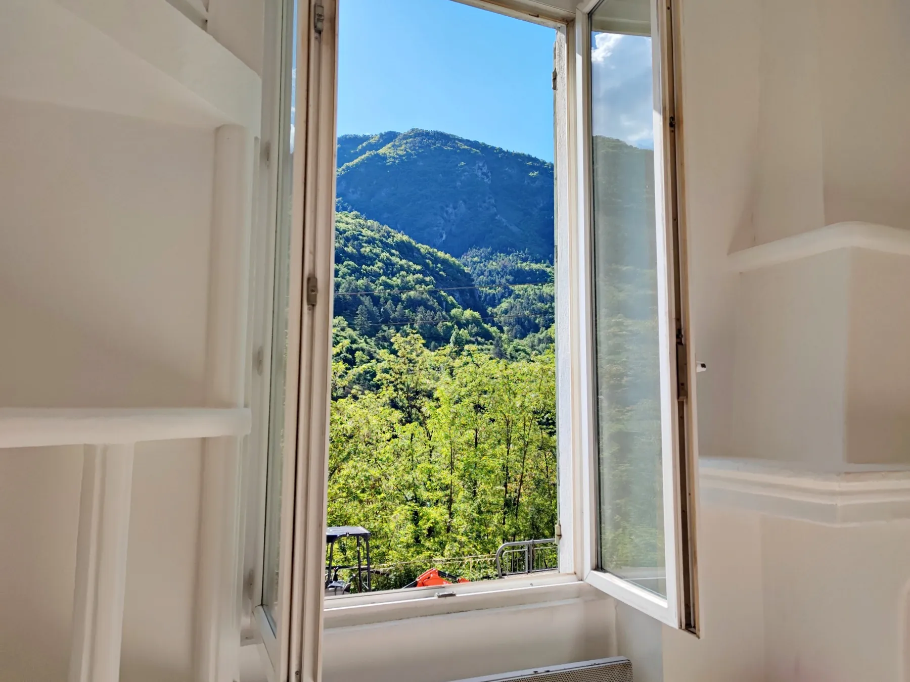 Appartement lumineux de 55 m² à Lantosque avec vue montagne 