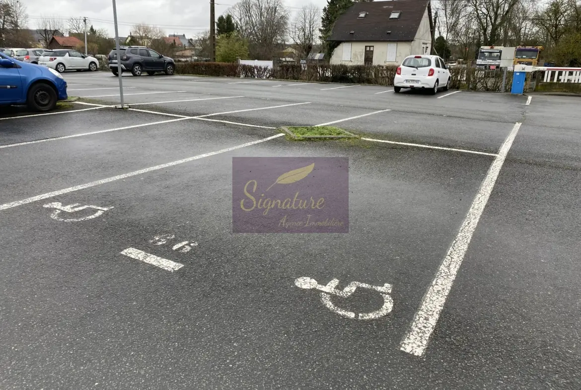 F2 avec Terrasse et Parking au Mans - Investissement Rentable 