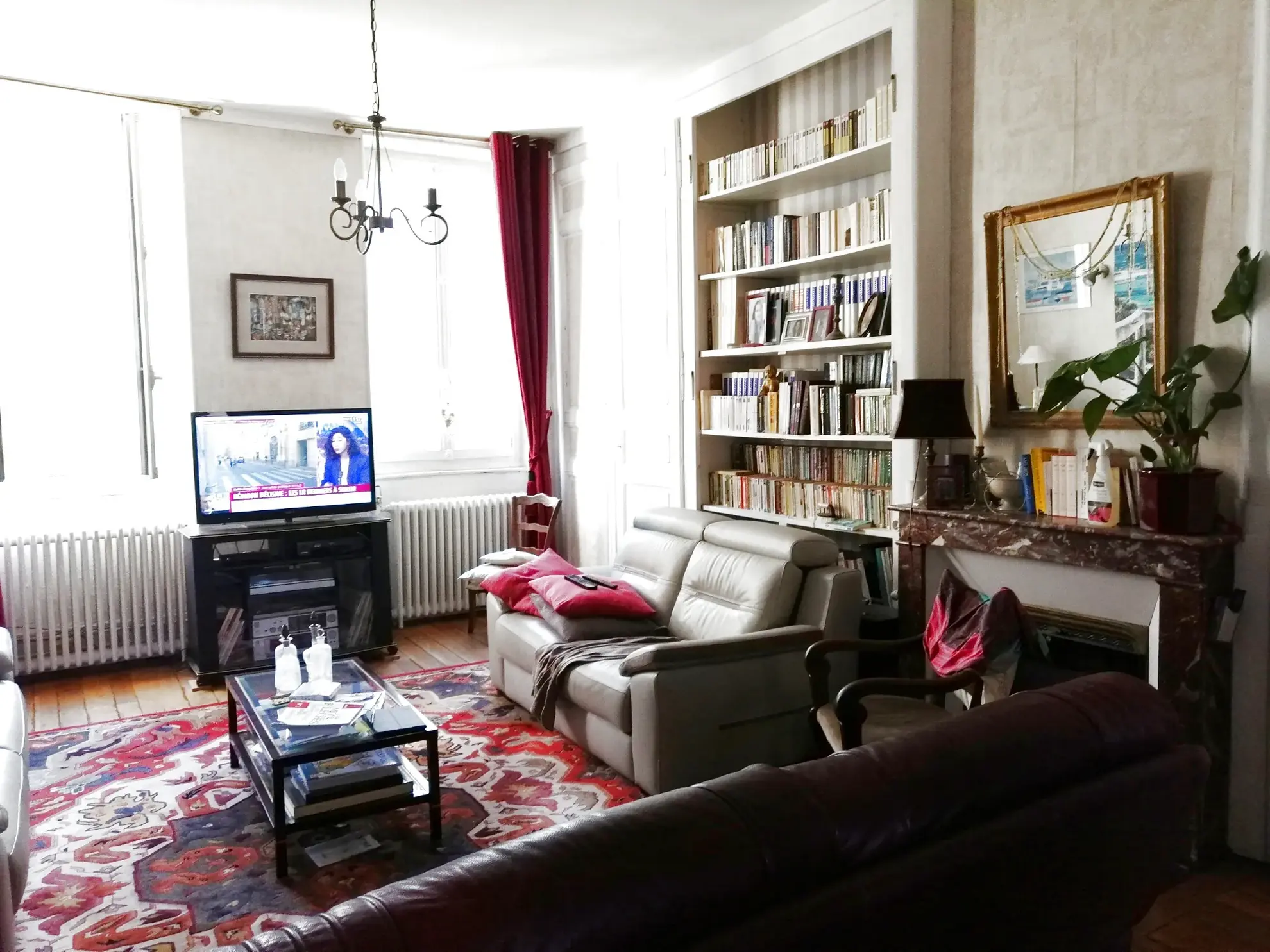 A vendre appartement spacieux de 188 m² avec terrasse au centre-ville de Nevers 
