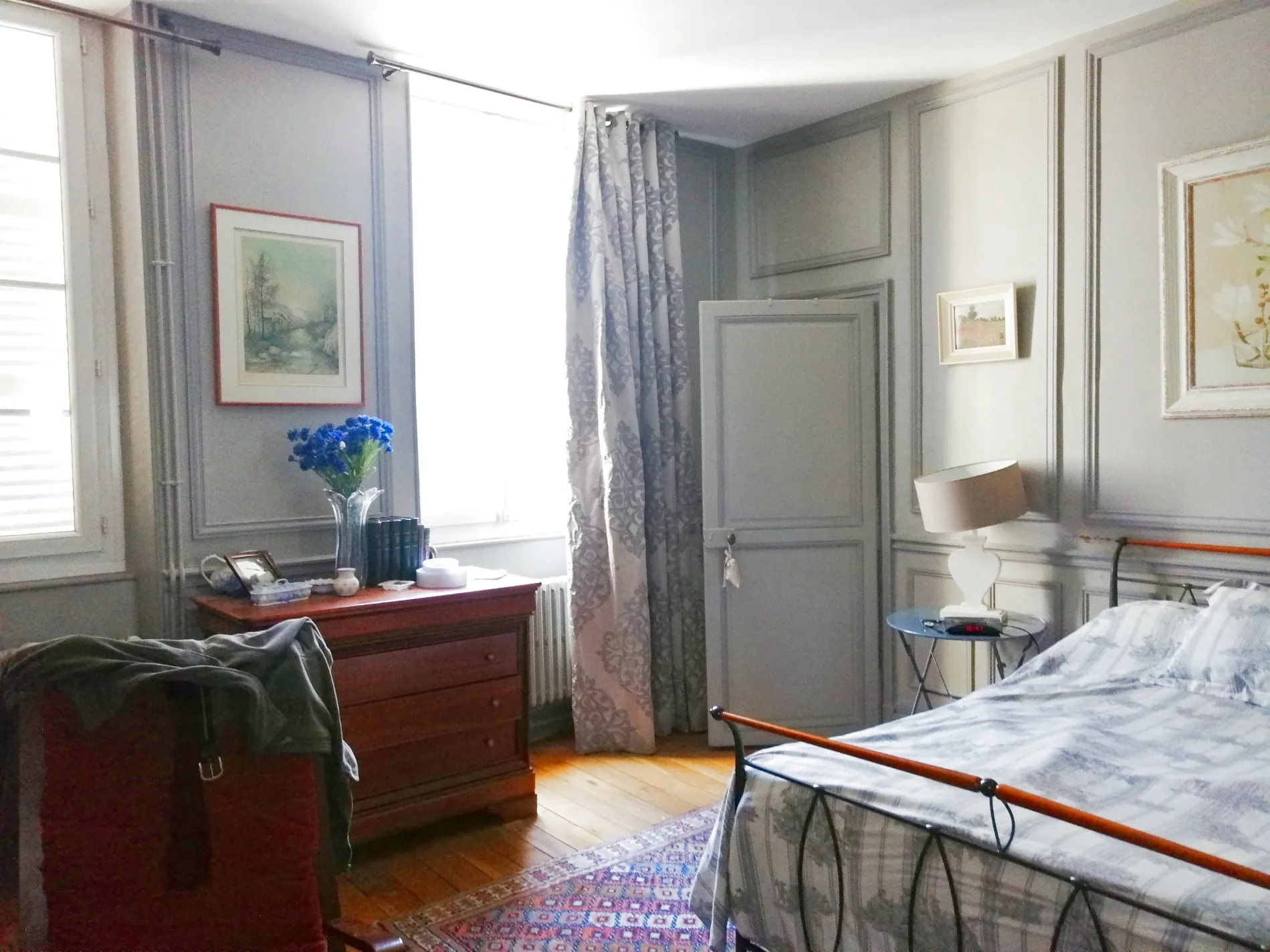 A vendre appartement spacieux de 188 m² avec terrasse au centre-ville de Nevers 