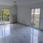Appartement T5 à Ris-Orangis avec balcon et cave, résidence sécurisée