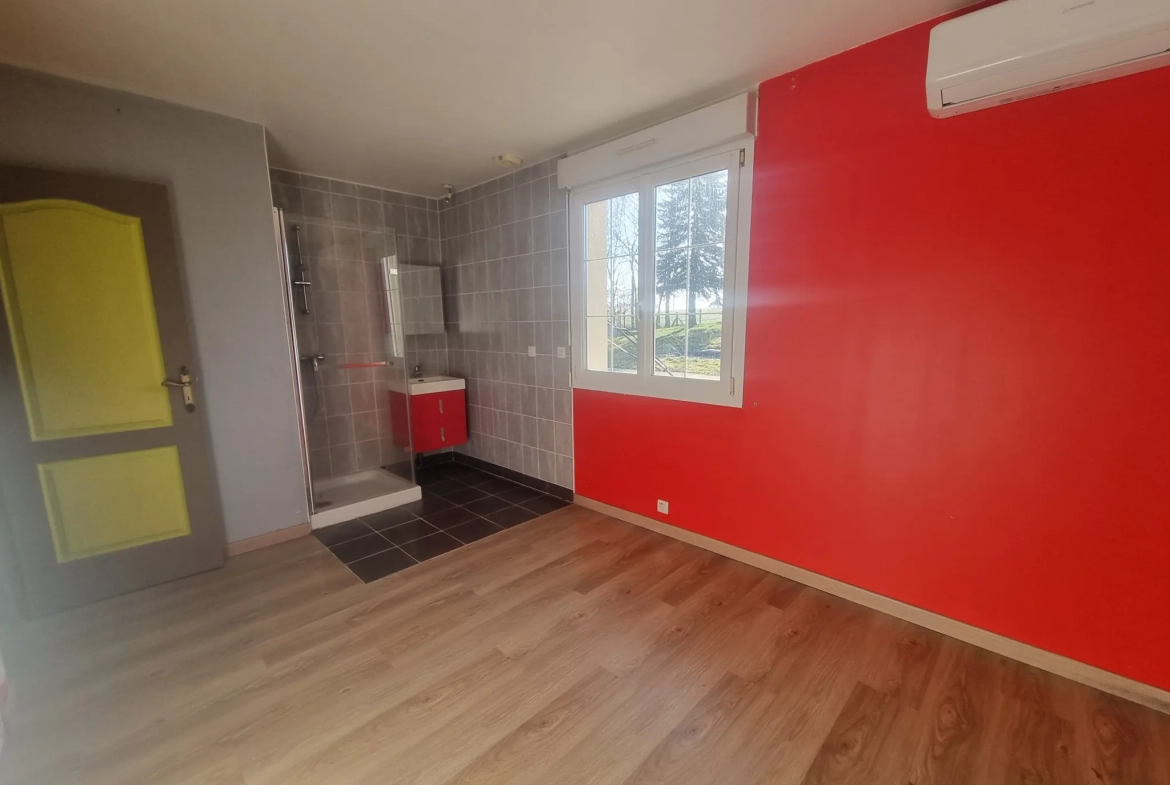 Maison de plain pied à Montchevrel près du Mêle-sur-Sarthe avec terrain spacieux 