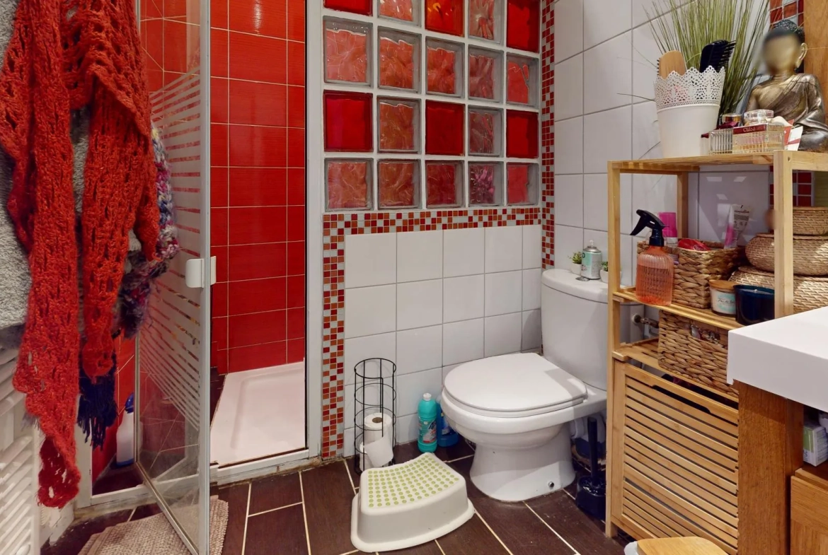 Maison 6 pièces avec grand terrain à Sevran - Proche RER et commodités 