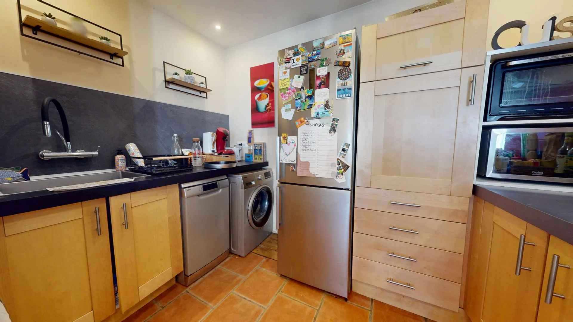 Maison 6 pièces avec grand terrain à Sevran - Proche RER et commodités 