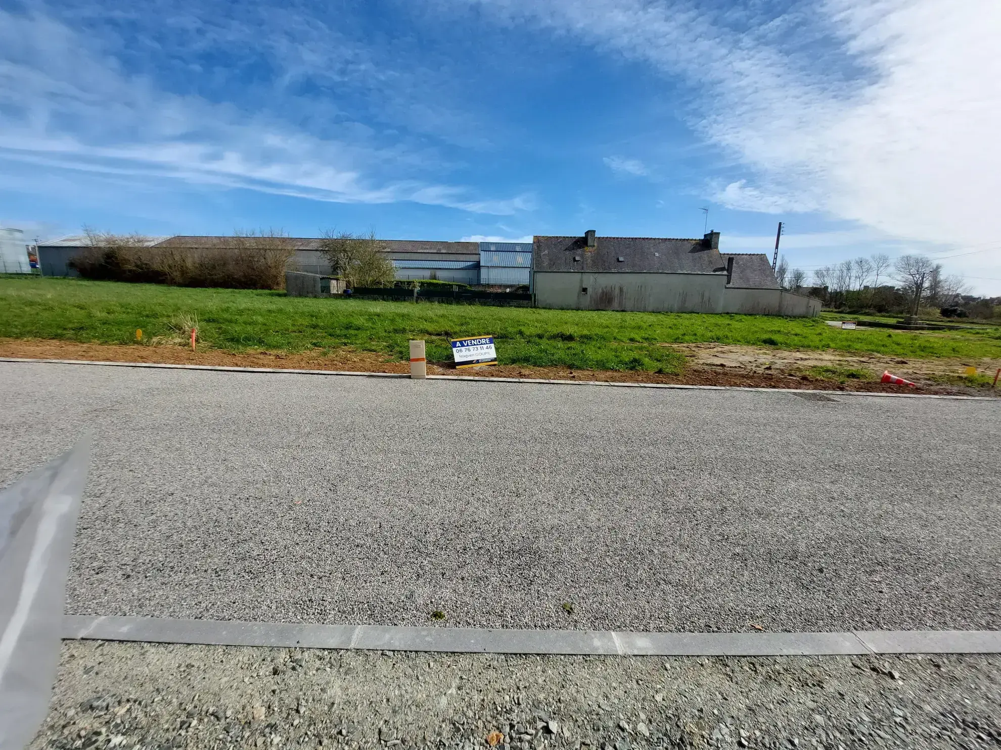 Terrain constructible viabilisé à Pouldreuzic - 538 m² idéal pour bâtir 