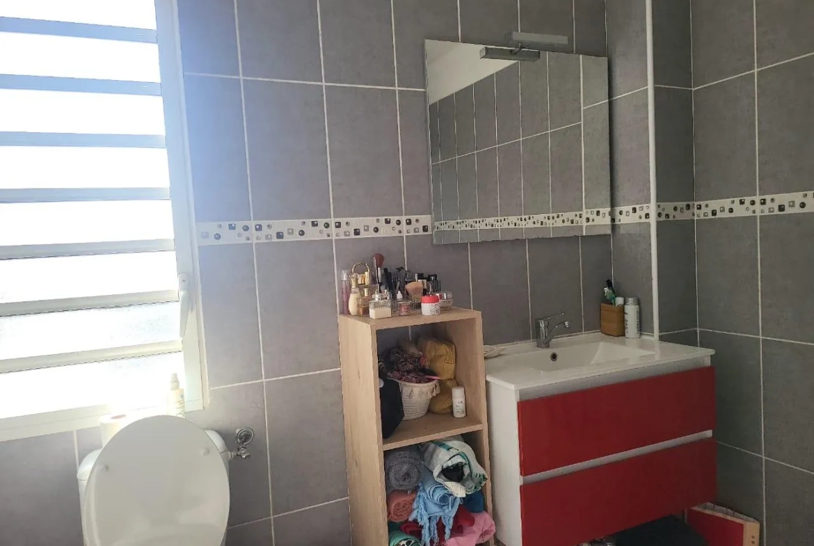 Appartement duplex T2 bis de 79,05 m² à Cayenne dans le quartier de Baduel 