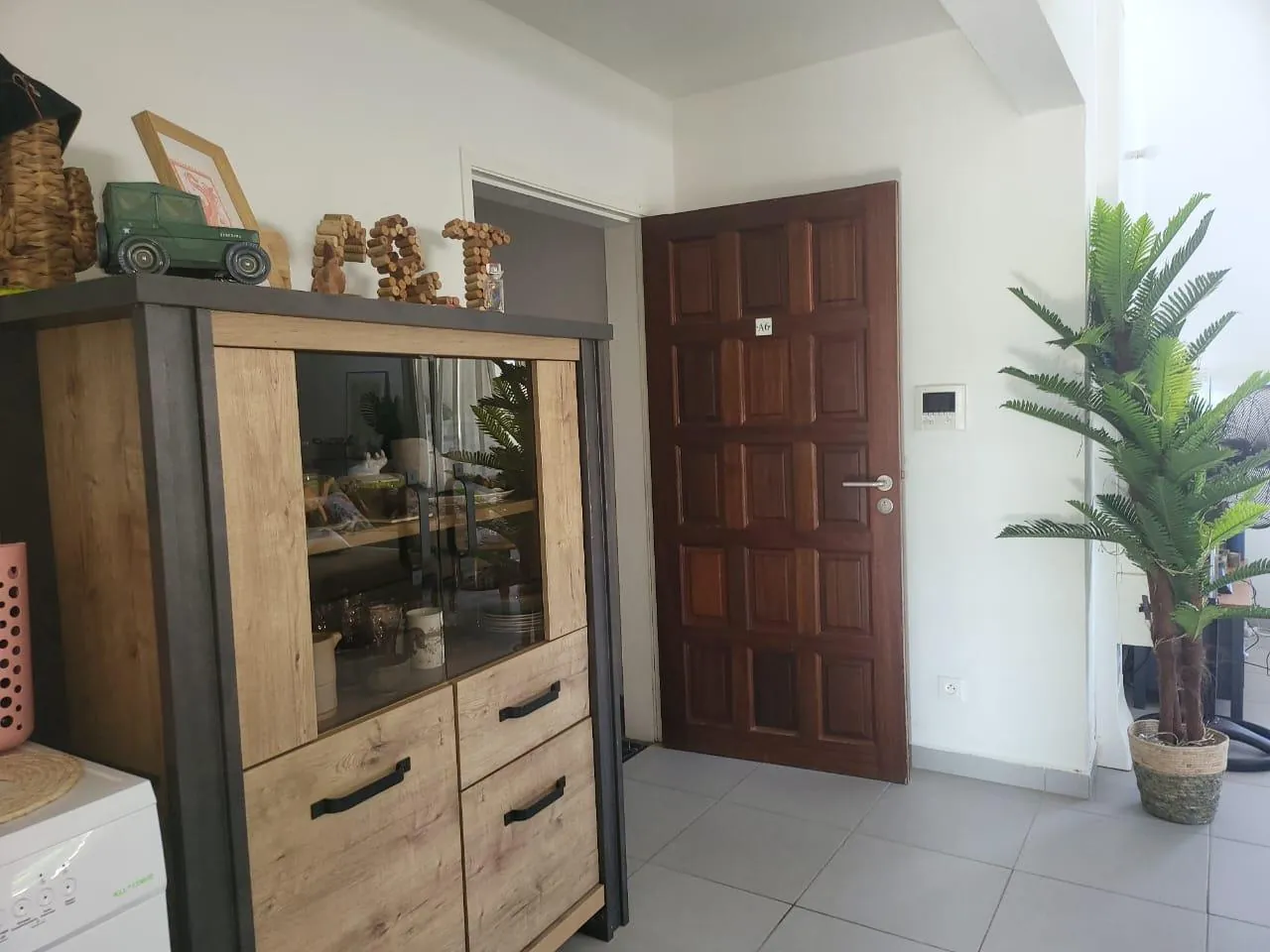 Appartement duplex T2 bis de 79,05 m² à Cayenne dans le quartier de Baduel 