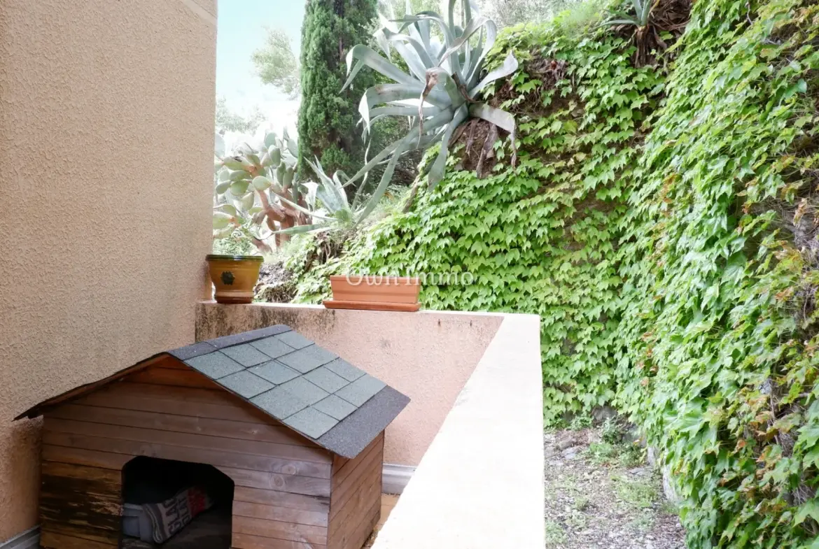 Appartement F3 avec Terrasse et Vue Mer à Bastia Fango 