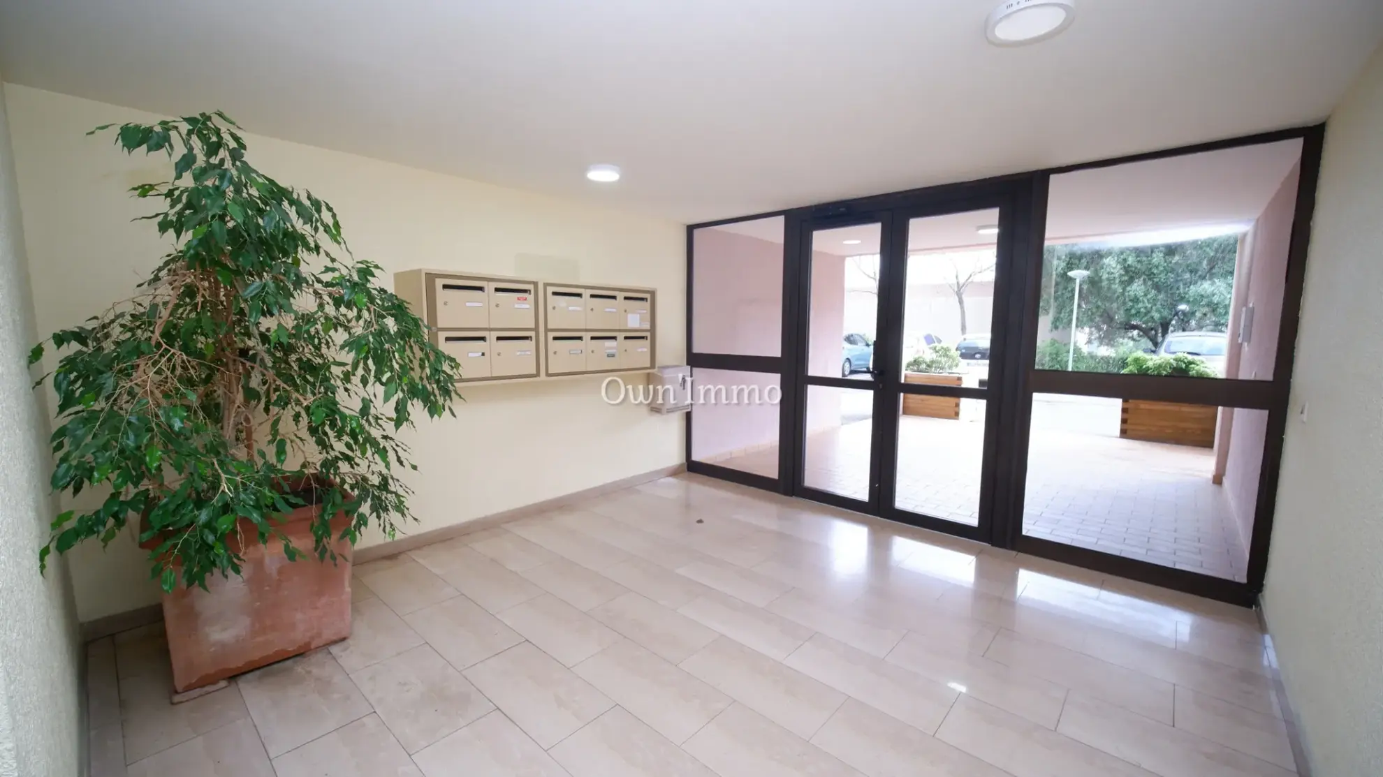 Appartement F3 avec Terrasse et Vue Mer à Bastia Fango 