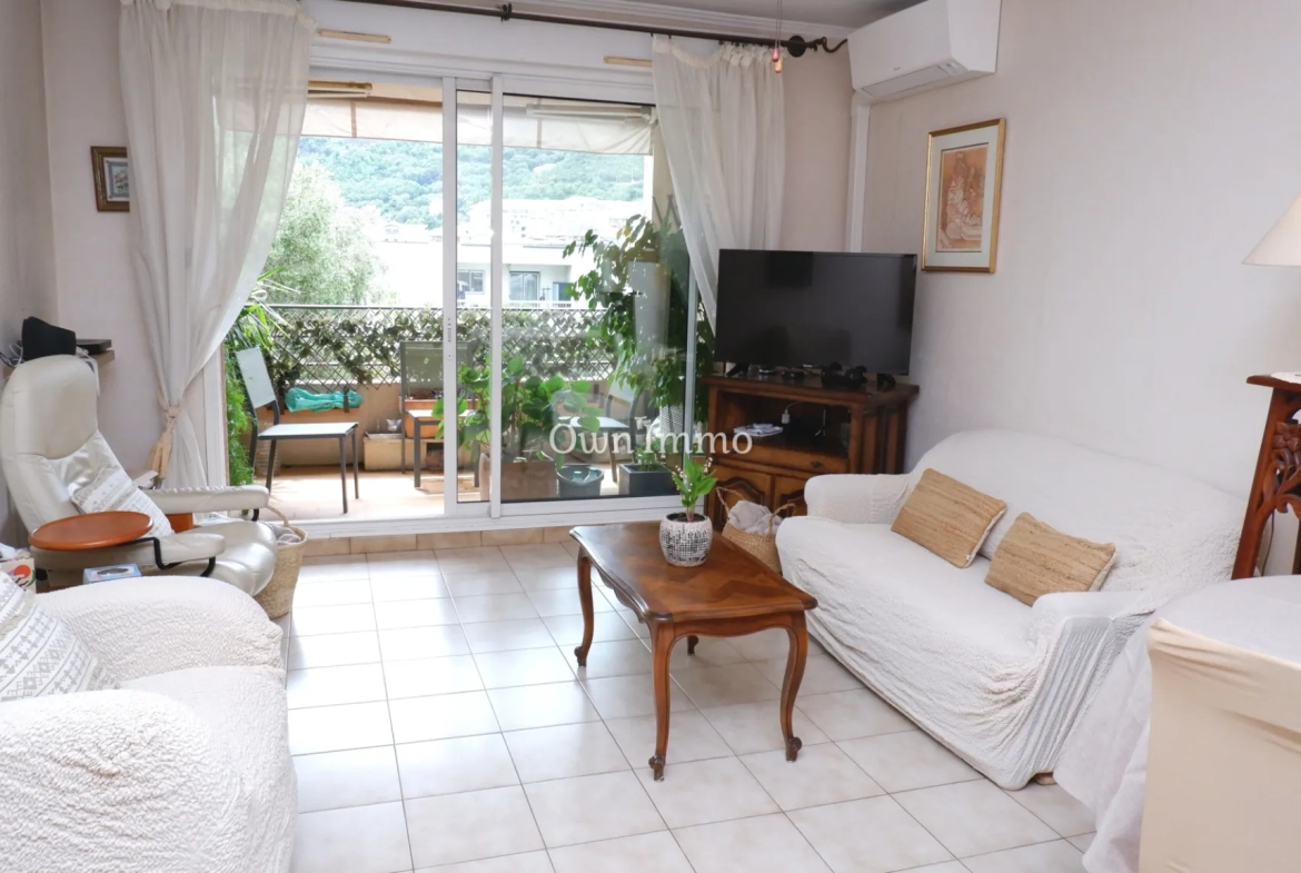 Appartement F3 avec Terrasse et Vue Mer à Bastia Fango 
