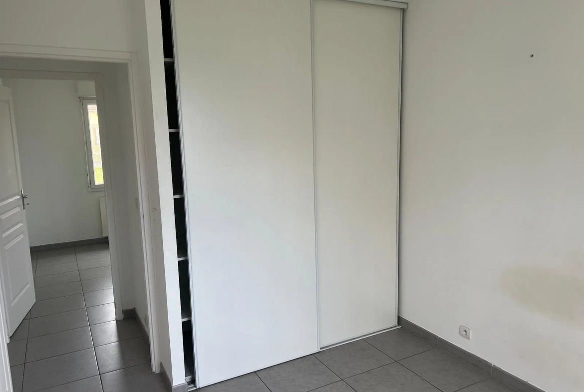 Pavillon de plain pied à vendre à Rouessé Fontaine, 80 m² avec garage et jardin 