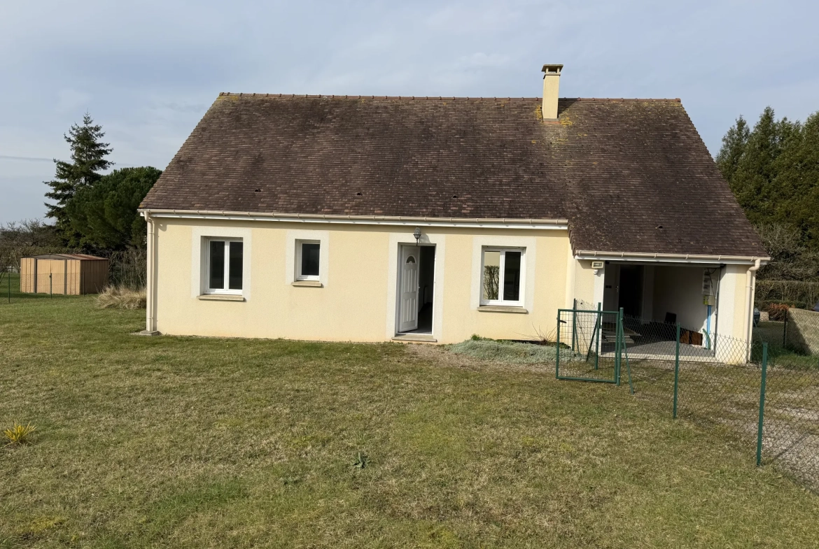 Pavillon de plain pied à vendre à Rouessé Fontaine, 80 m² avec garage et jardin 