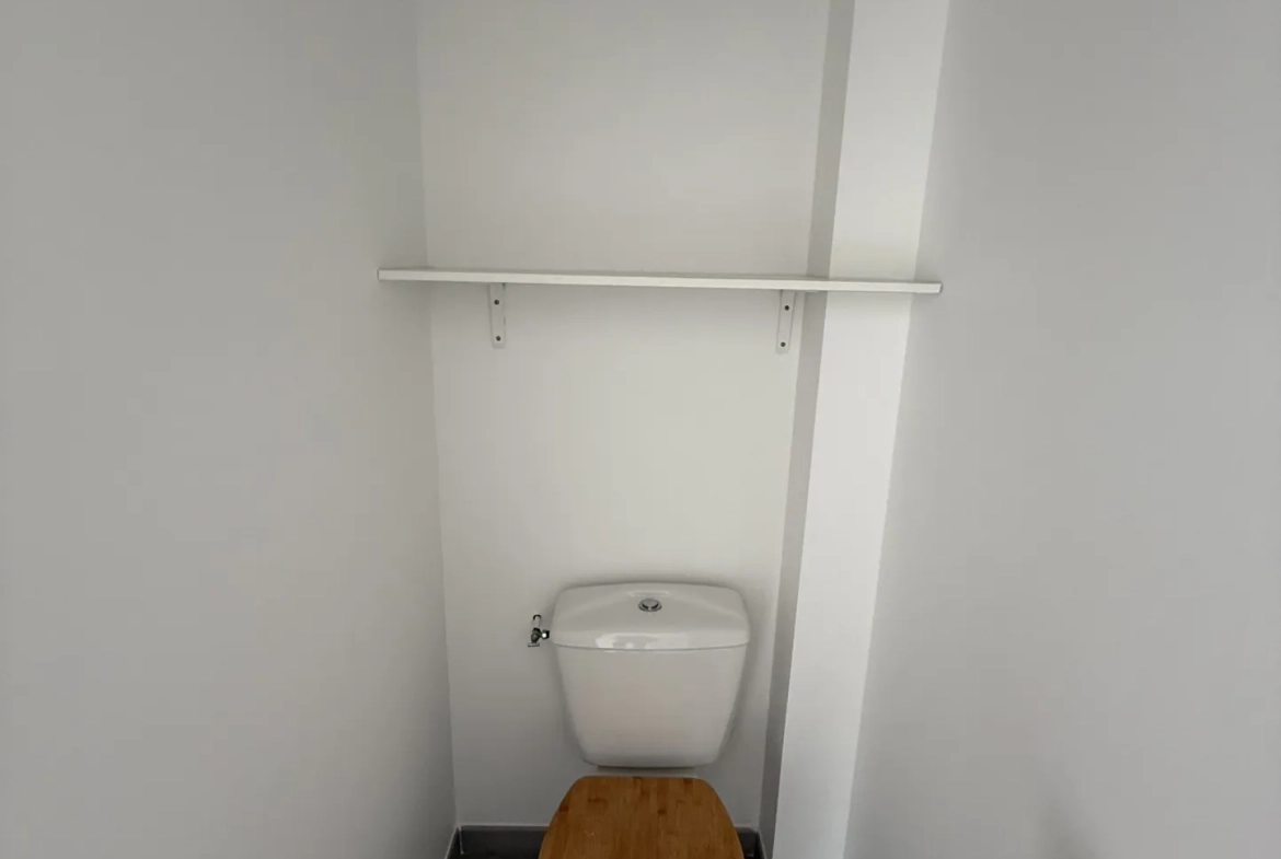 Pavillon de plain pied à vendre à Rouessé Fontaine, 80 m² avec garage et jardin 