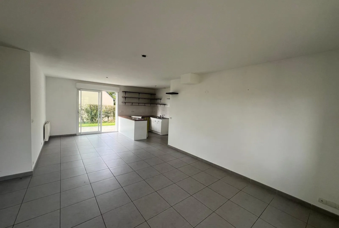 Pavillon de plain pied à vendre à Rouessé Fontaine, 80 m² avec garage et jardin 